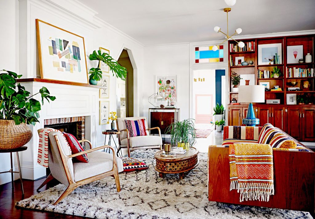 How to decorate your home with what you have